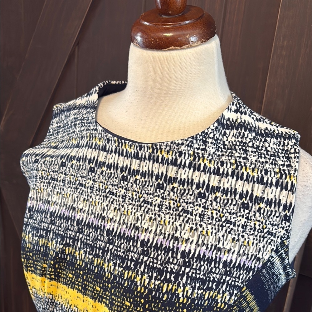 Yellow and Blue Sleeveless Midi A-line Dress with Crew Neck for Work - Picture 5 of 10